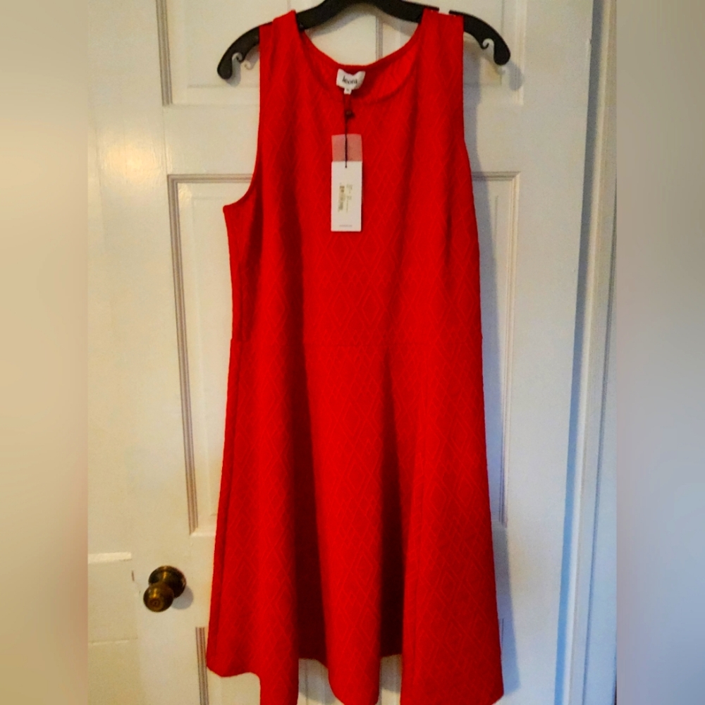 Leota Rose Red sleeveless dress